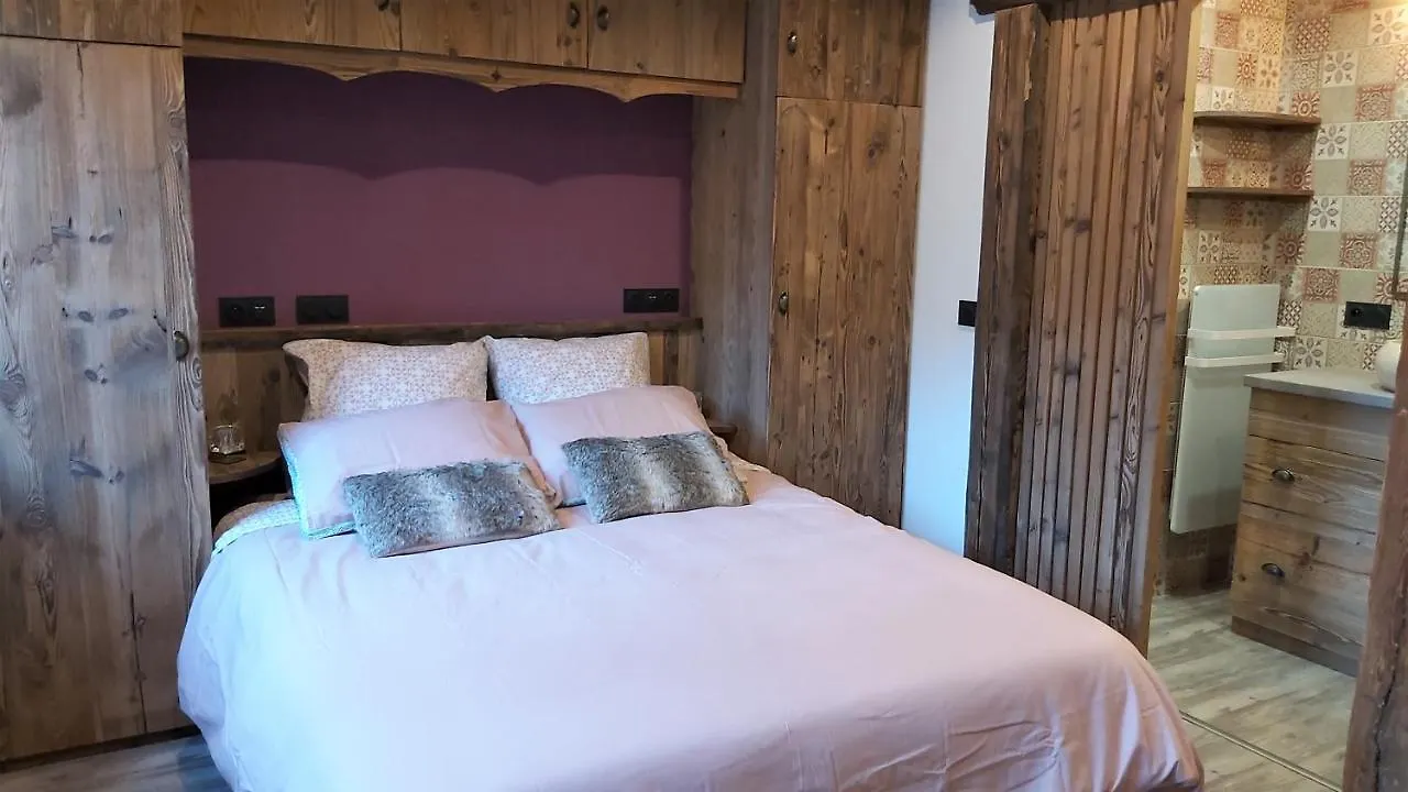 Daire Chalet Serre Cambeou Piscine&Spa Saint-Chaffrey